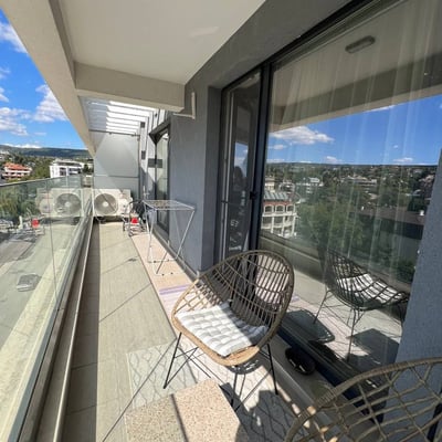 Vermietung einer komfortablen 2-Zimmer-Wohnung, 65 m², Stadtteil Hl. Hl. Konstantin und Helena, Varna, Bulgarien